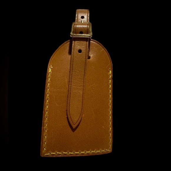 Louis Vuitton Luggage Tag - Picture 12 of 12